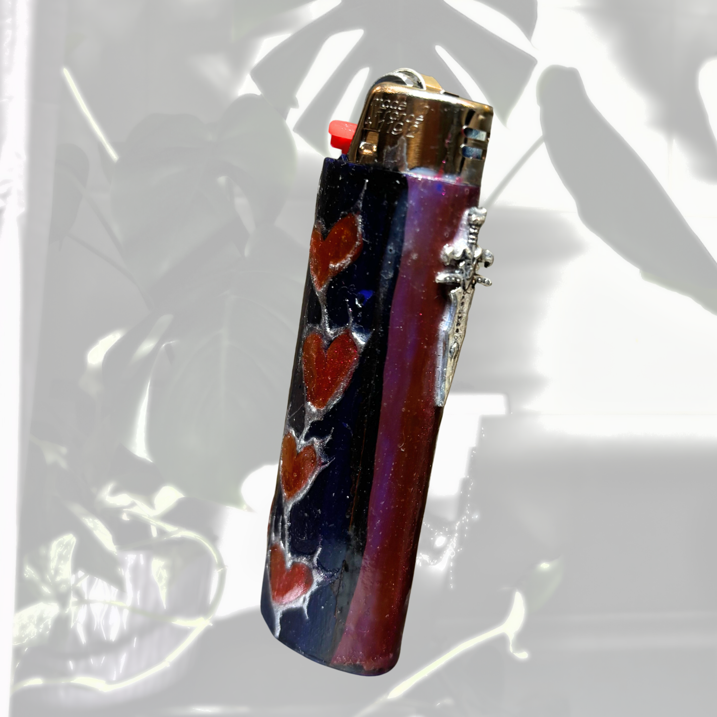 Chrome Queen of Hearts | 1 of 1 Lighter